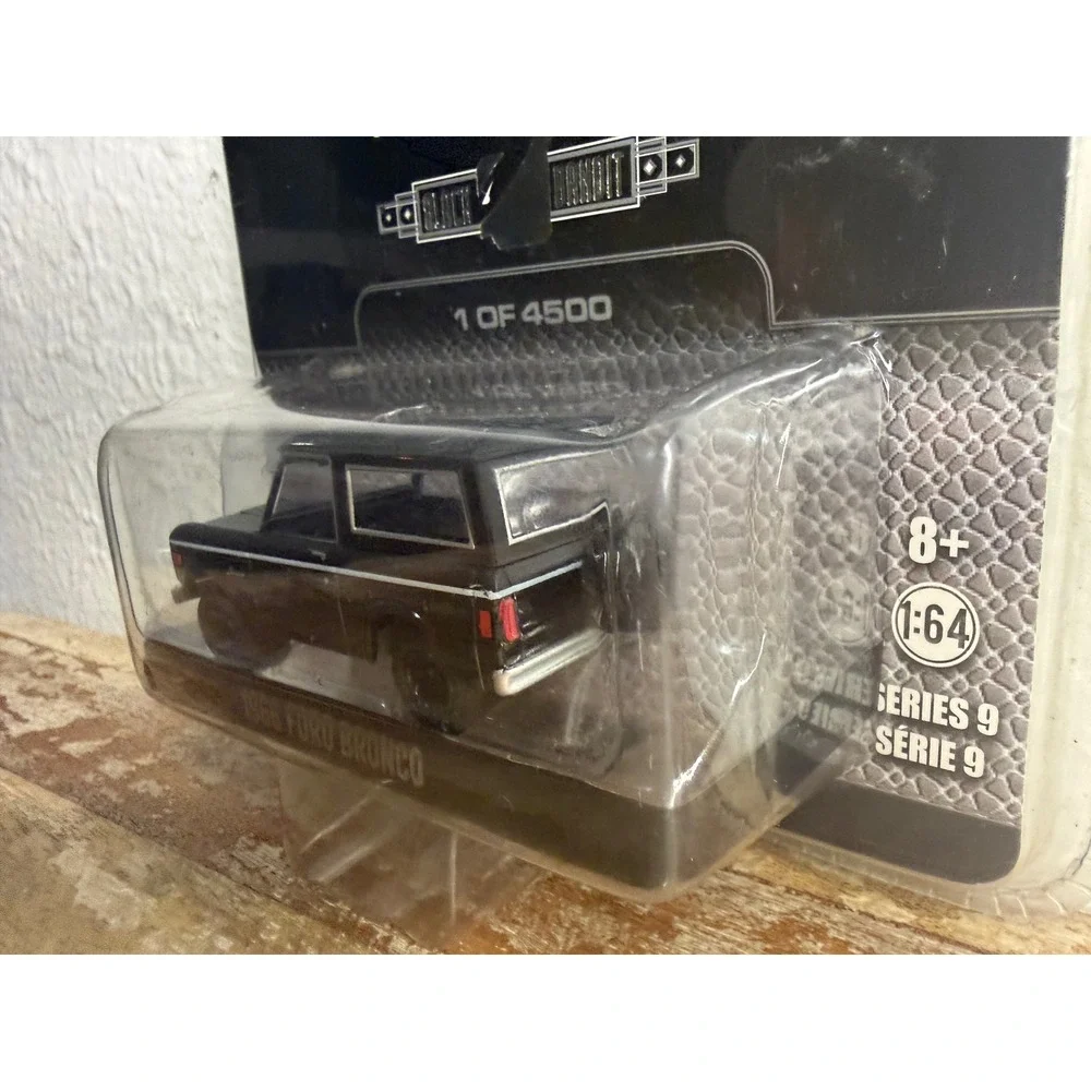 Greenlight Collectibles Black Bandit 1966 Ford Bronco 1:64 Diecast Car